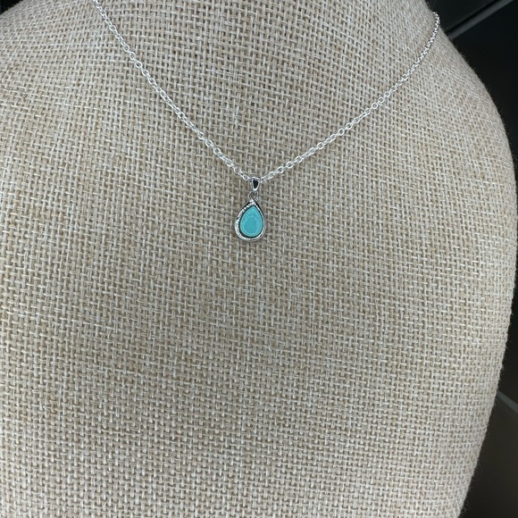 Small, Dainty Silver Turquoise Teardrop Pendant Necklace on Box Chain - Picture 4 of 14